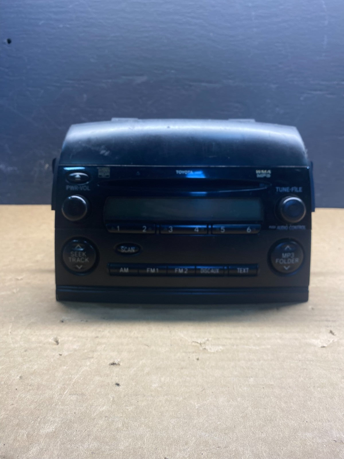 2004 to 2010 Toyota Sienna AM FM CD WMA Mp3 Radio Receiver ac8062 DG0