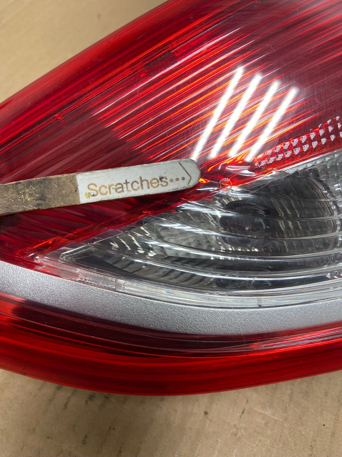 2013 to 2016 Ford Escape Right Passenger RH Side Inner Tail Light AI1218 LK3