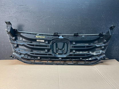 2011 to 2013 Honda Odyssey Front Upper Grille Grill AD8330 DG3