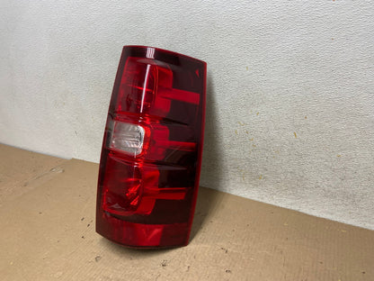 2008-2014 Chevrolet Tahoe Suburban Right Passenger Rh Tail Light AH5956 LK2