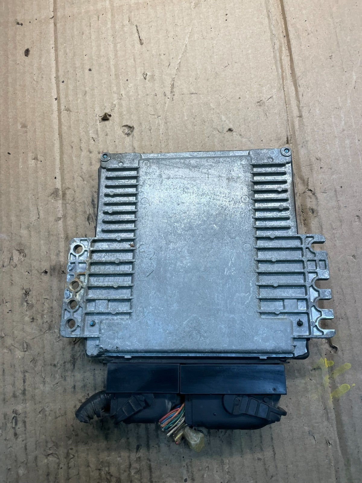 2004 Nissan Armada 5.6L Engine Control Unit ECU ECM Module X4020 DG2