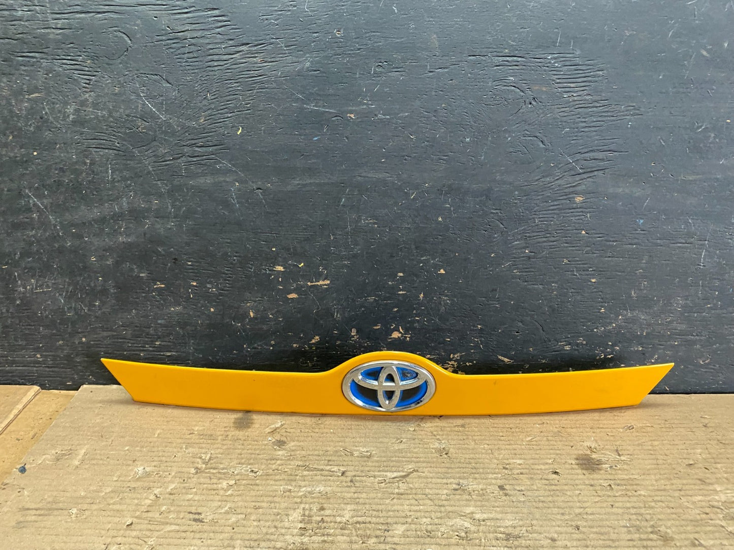 2012 2013 2014 Toyota Camry Hybrid Rear Trunk Deck Lid Molding Trim OEM S5721 DG0