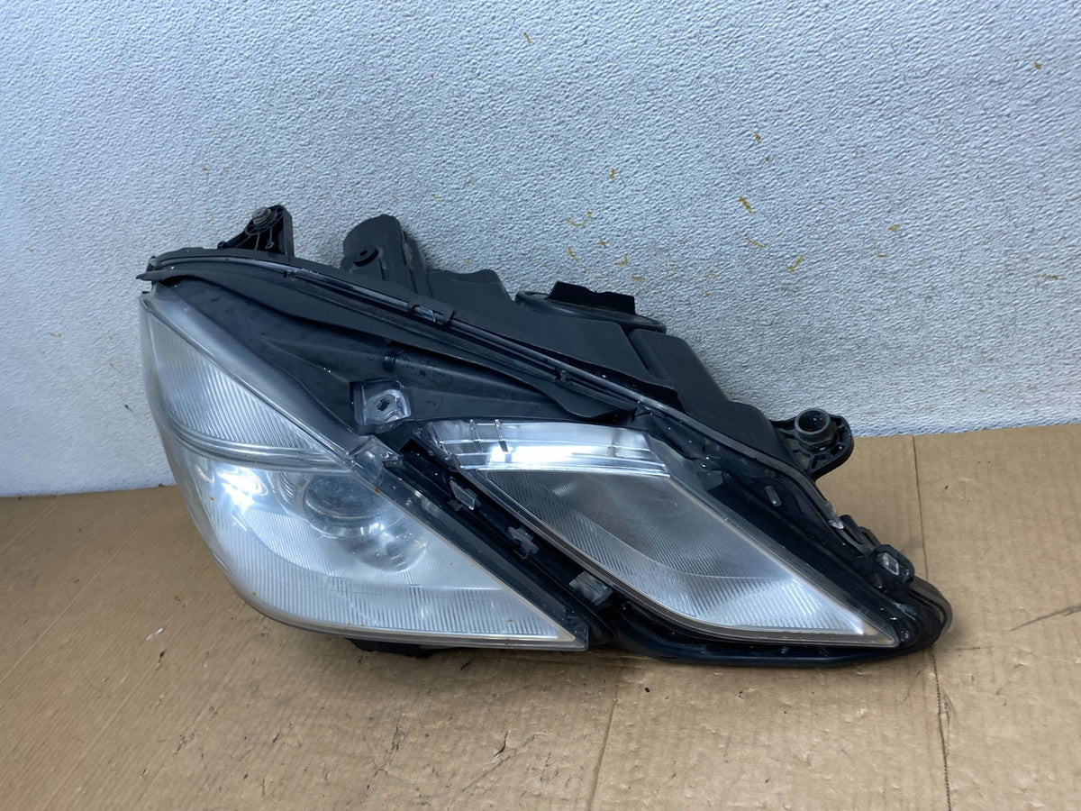 2010-2013 Mercedes E Class E350 E550 Right Passenger Halogen Headlight AI8205 DW1
