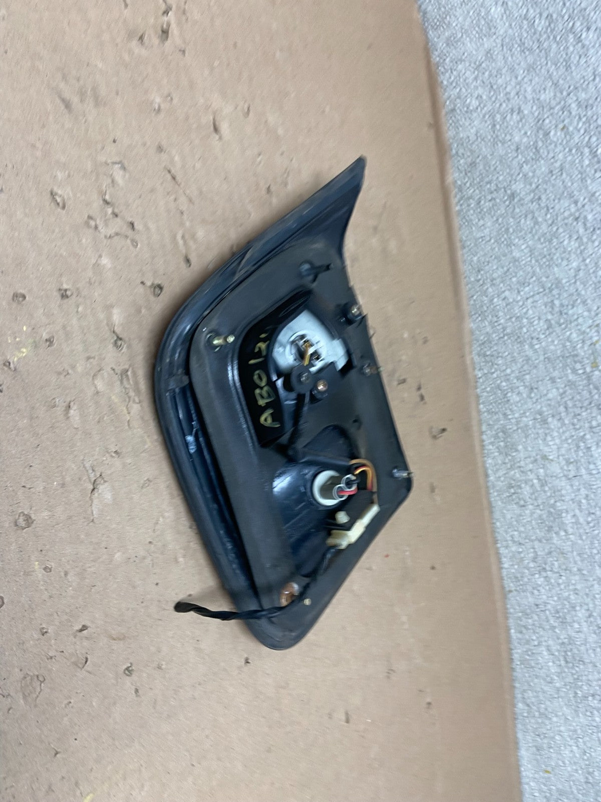 2001 2002 Subaru Forester Left Driver Inner Lid Mounted Tail Light Oem AB0124 LK4