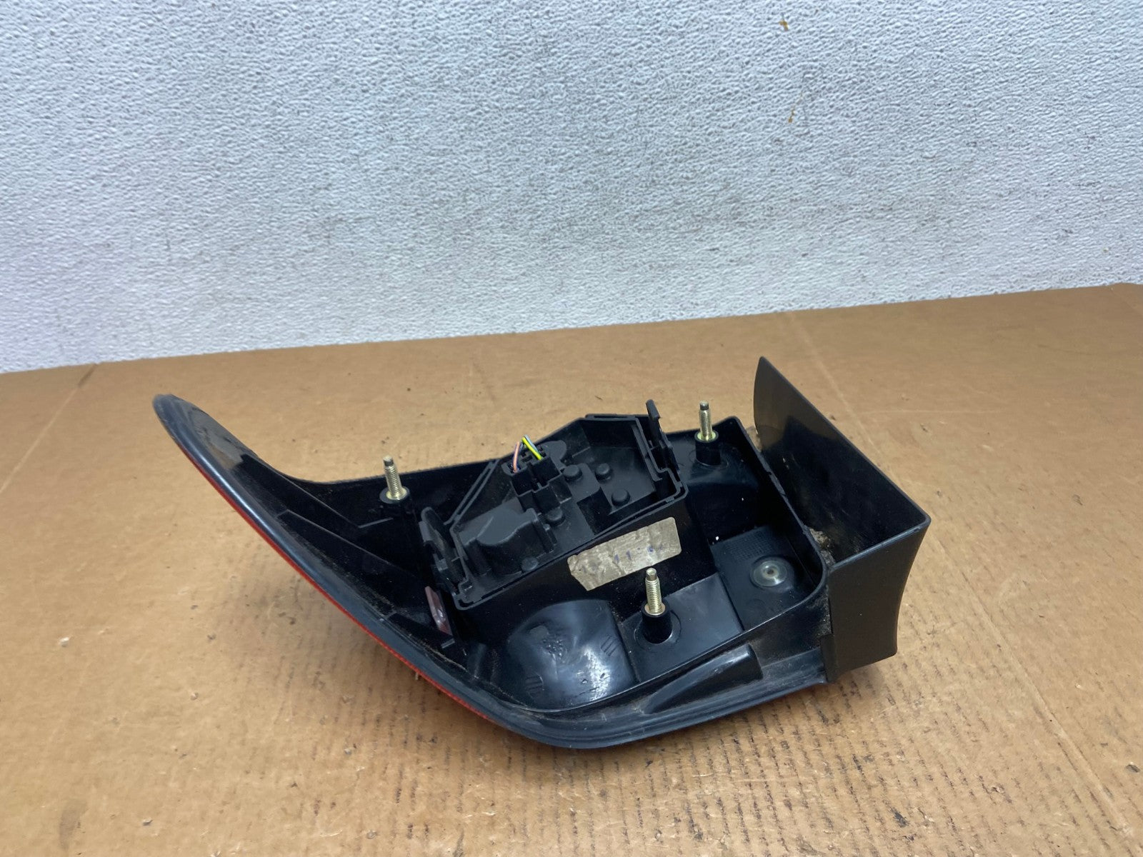 1994 to 1998 Saab 900 & Turbo Left Driver LH Side Tail Light AE0340 LK4