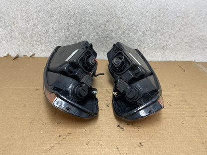 2001 to 2002 Chrysler Sebring Left+Right Set Headlight AH4141 DG6