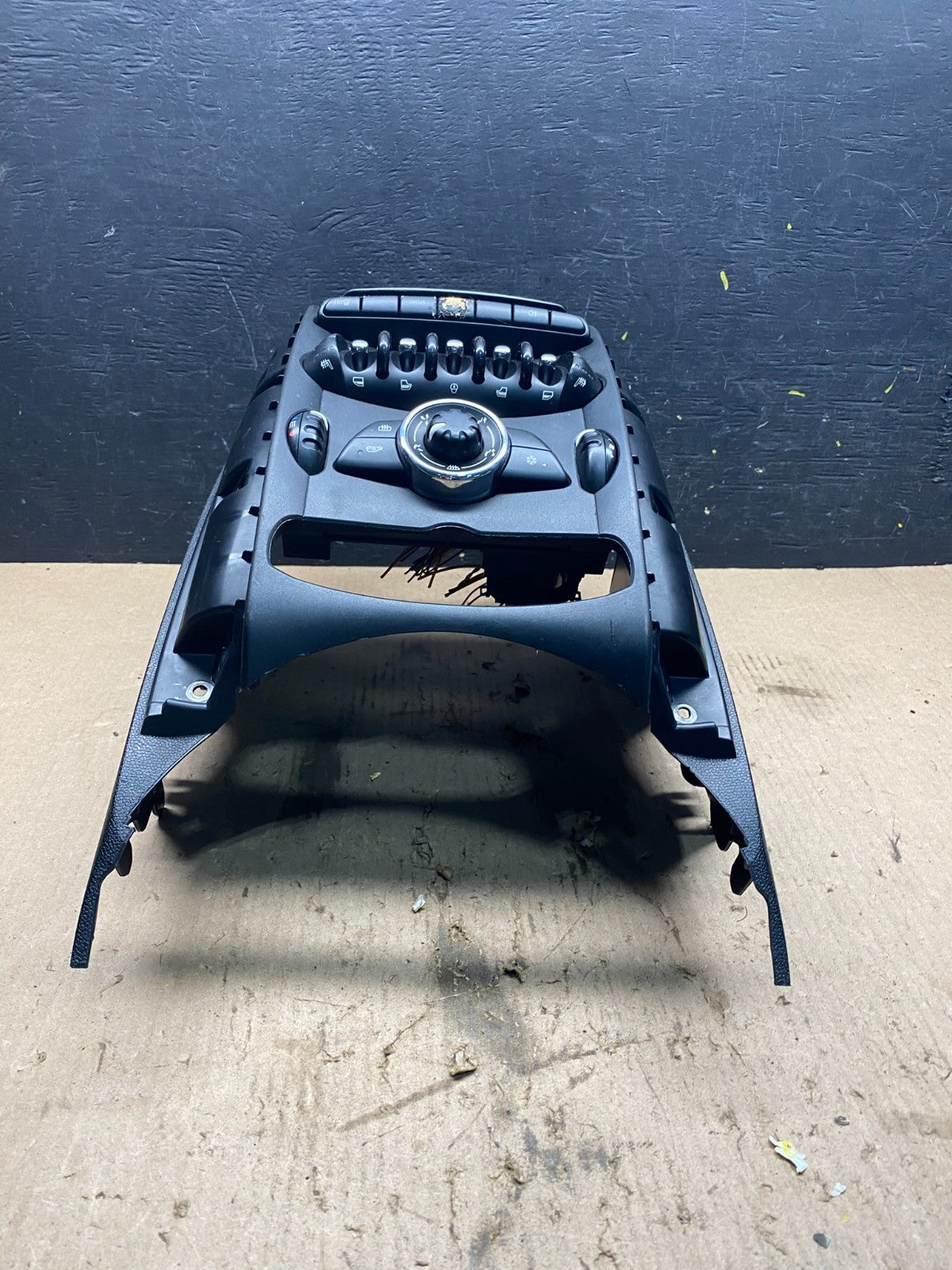 2007 to 2013 Mini Cooper Center Dash Climate Window Control Q9280 DG5