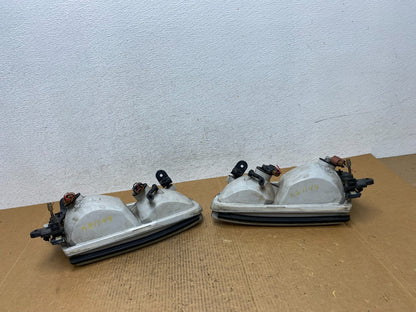 2000 to 2001 Toyota Camry Front Left+Right Side Headlights AE1144 DW7