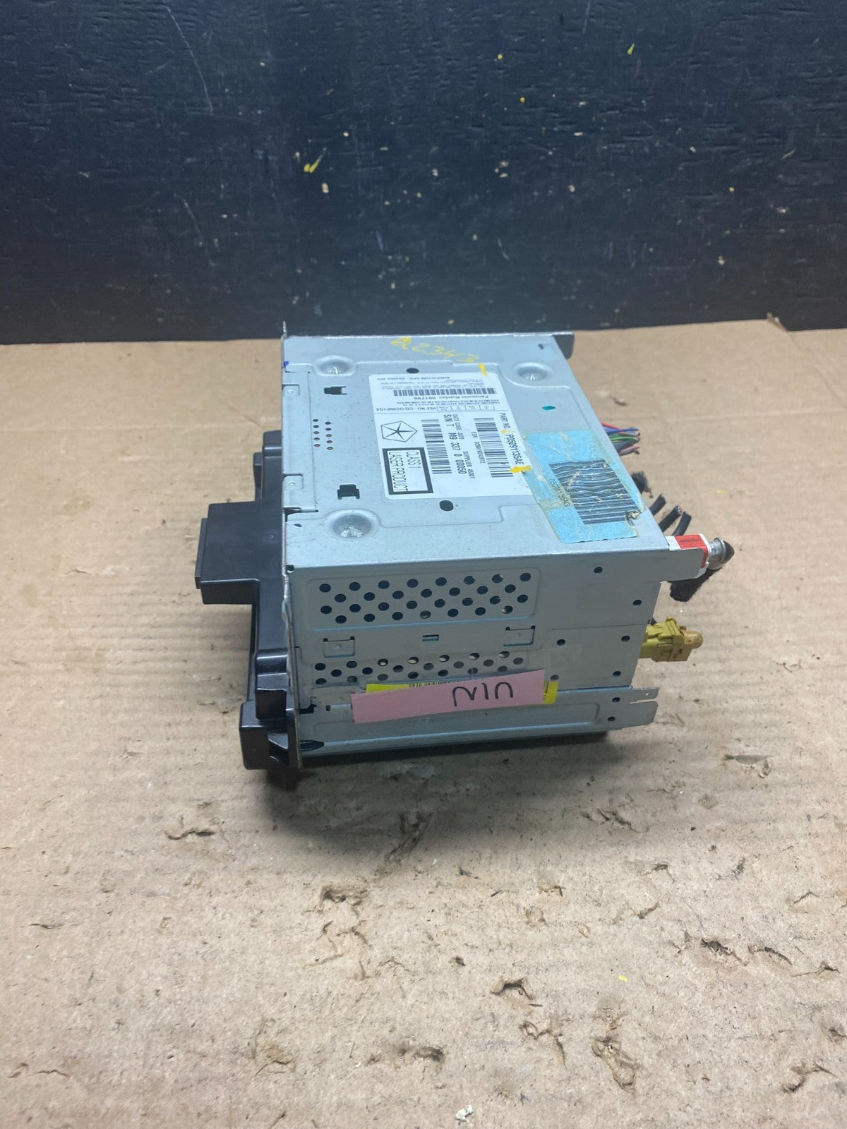 2011 - 2020 Dodge Journey Radio Info Media CD Player Unit OEM q2343 DG2