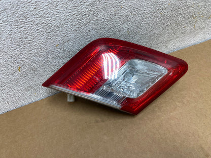 2010 - 2011 Toyota Camry Left Driver LH Side Inner Tail Light AI2606 LK2