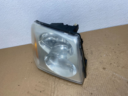 2002 to 2009 Gmc Envoy Right Passenger RH Side Headlight Halogen AB6959 DW1
