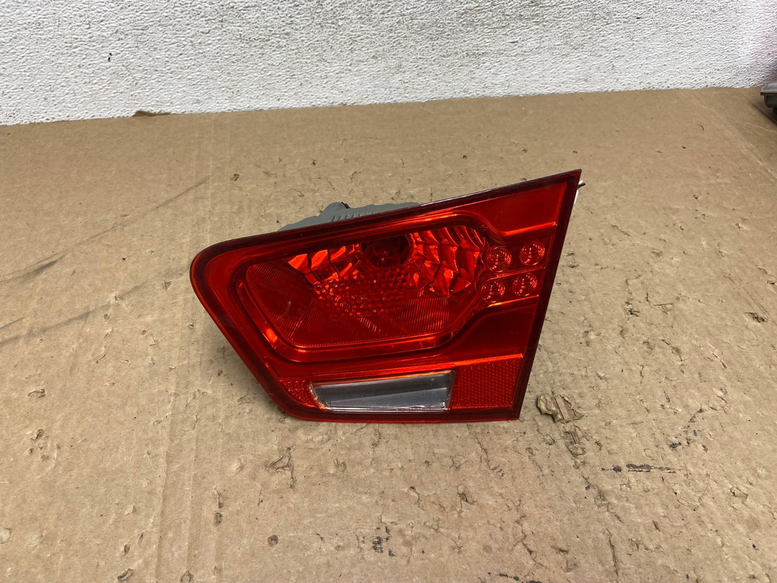 2010 to 2013 Kia Forte Right Passenger RH Side Tail Light Inner AG1408 LK0