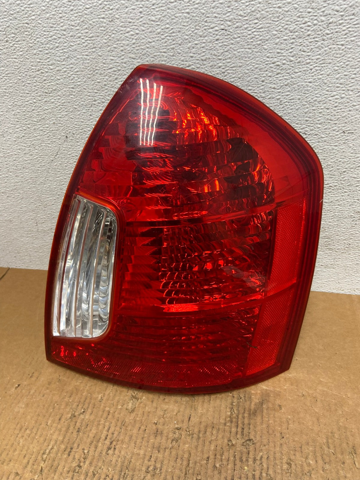 2006-2011 Hyundai Accent Sedan Right Passenger Side Rh Tail Light AE1566 LK0