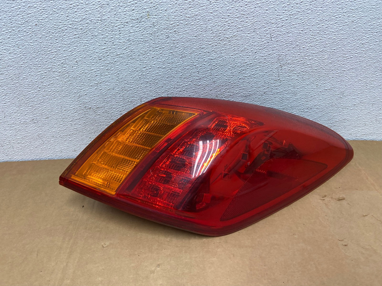 2009 2010 Nissan Murano Right Passenger Rh Side Tail Light AC8362 LK0