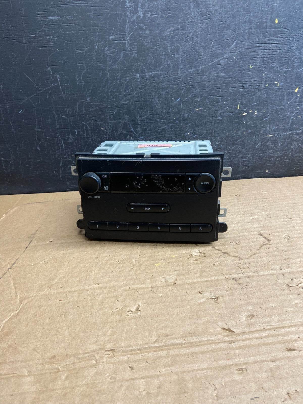 2008-2013 Ford E150 E250 E350 AM FM Radio Stereo Receiver ag9530 DG0