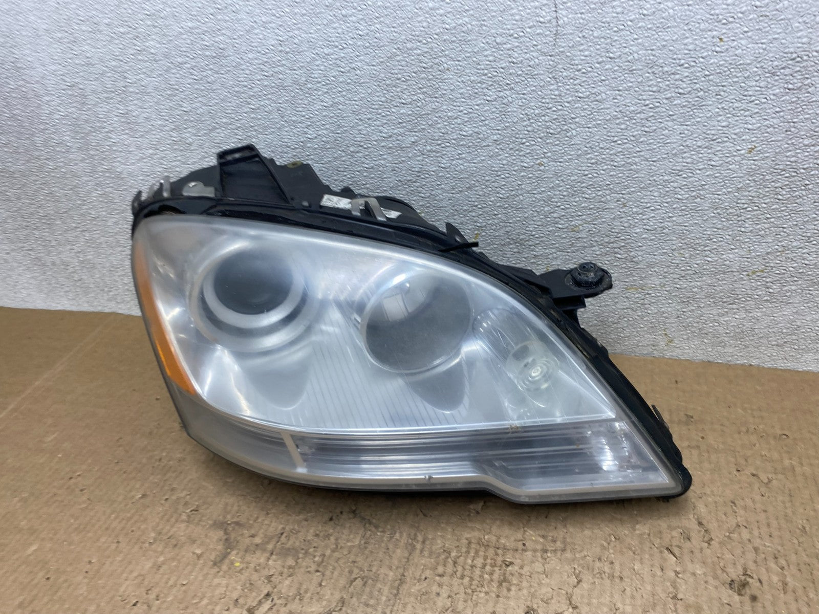 Halogen 2009-2011 Mercedes-Benz ML Class Right Passenger Headlight Oem W7660 DW1