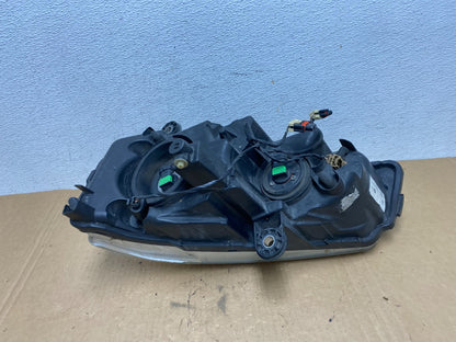 2011 to 2016 Chrysler Town and Country Right Passenger Headlight AD2796 DW6