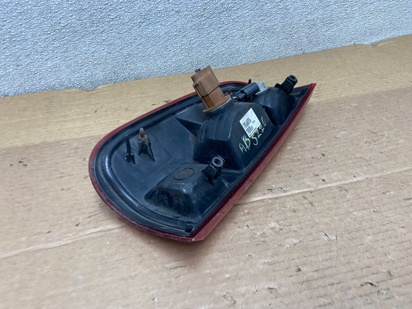 2008 to 2016 Ford F-250 F250 Right Passenger RH Side Tail Light Oem AB5220 LK6