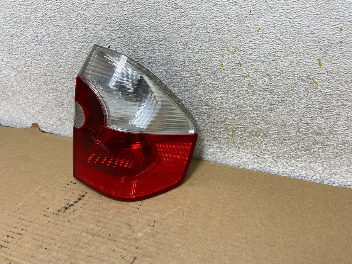 2004 2005 2006 Bmw X3 Right Passenger Rh Side Tail Light AH7985 LK2