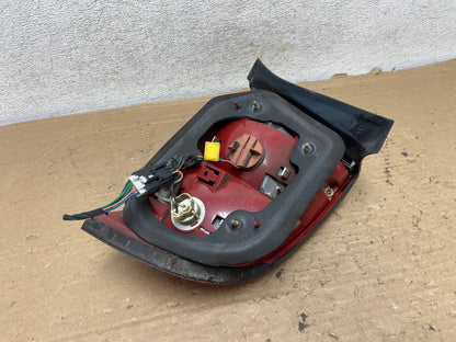 2003-2006 Kia Optima Left Driver LH Side Tail Light AH9233 LK4