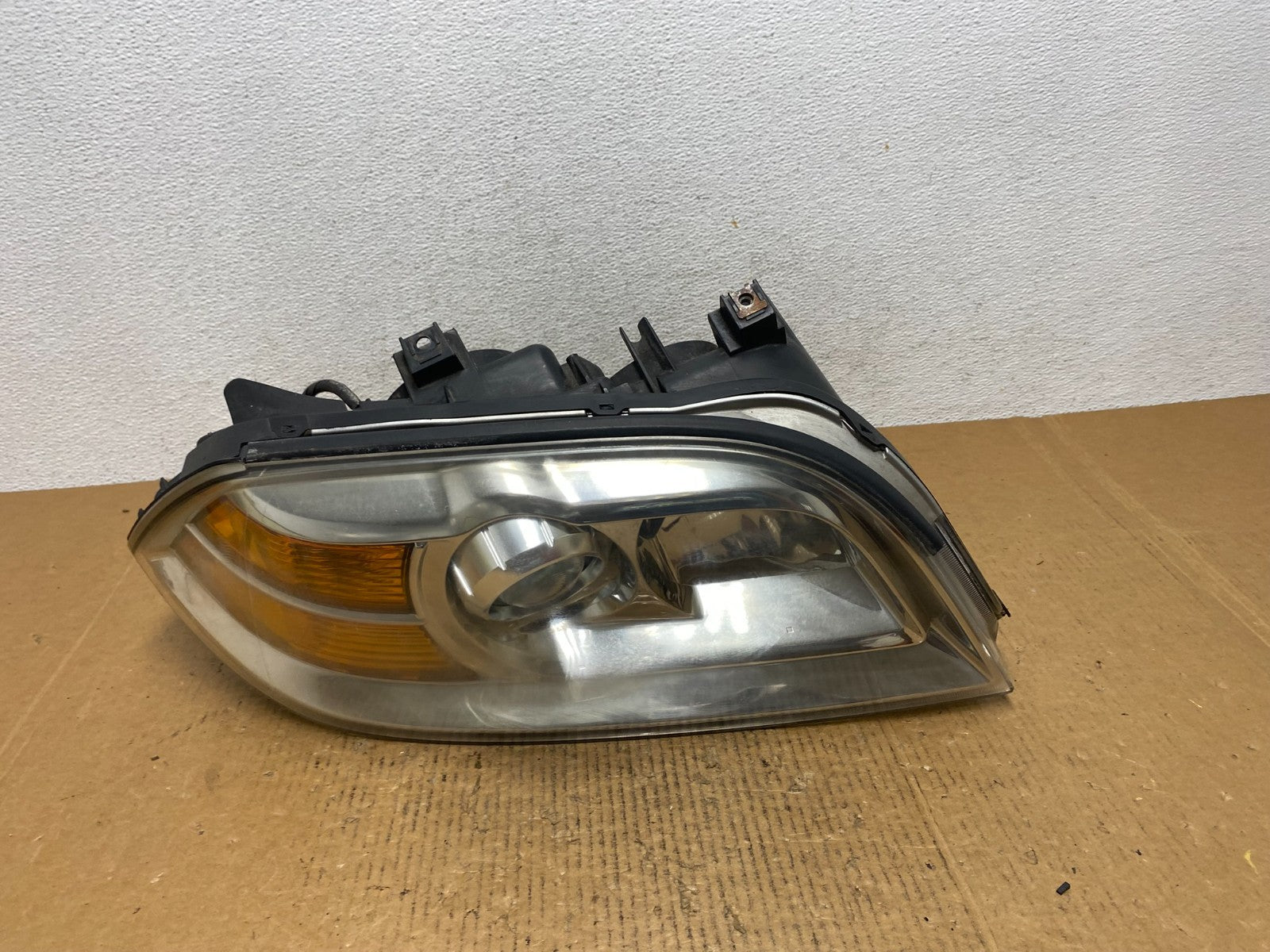 2004 2005 2006 Acura MDX Right Passenger RH Headlight Halogen AE1444 DW0