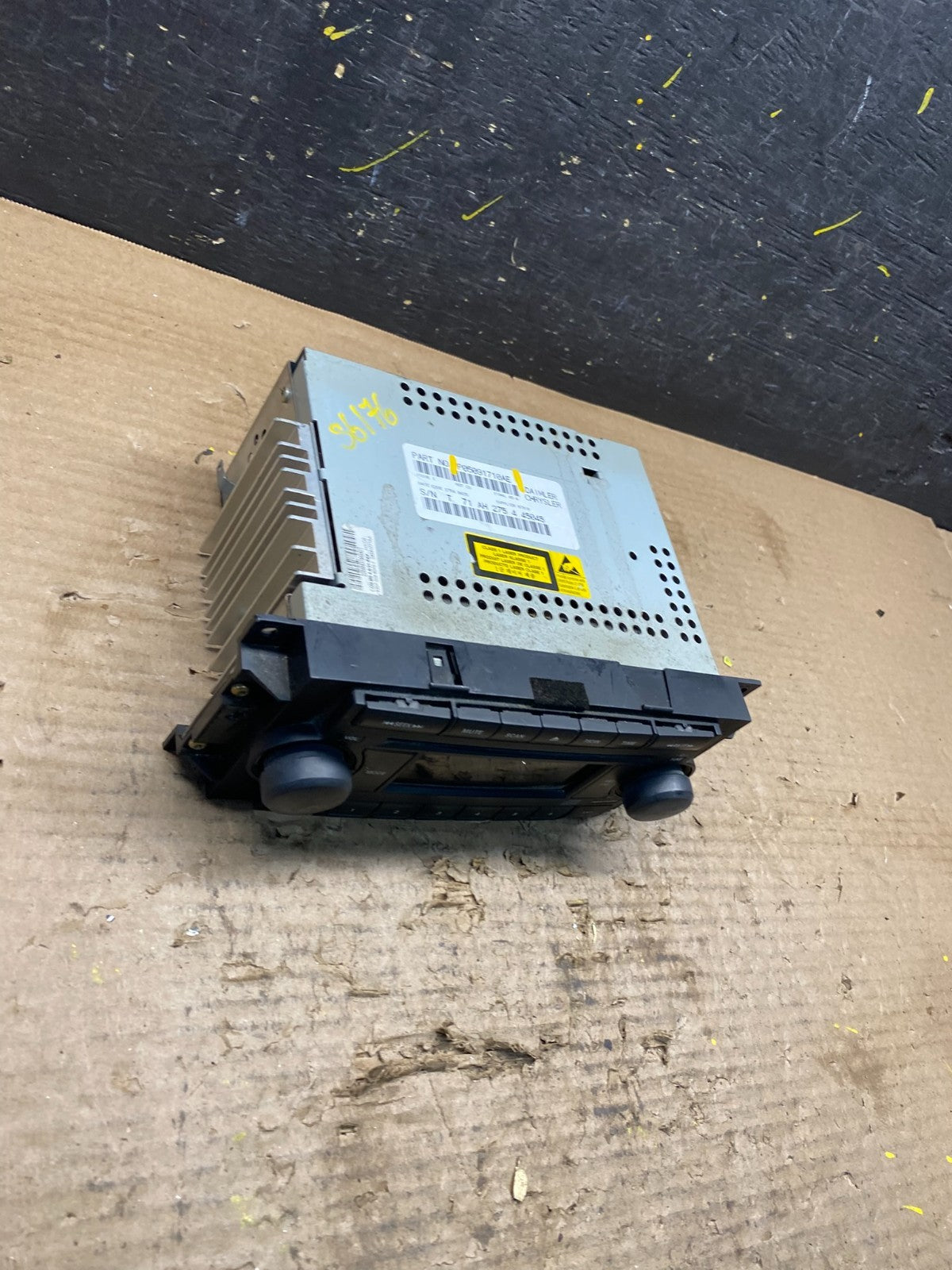 2005 2008 Jeep Dodge Chrysler Screen Display CD Player Satellite Radio S6176 DG1