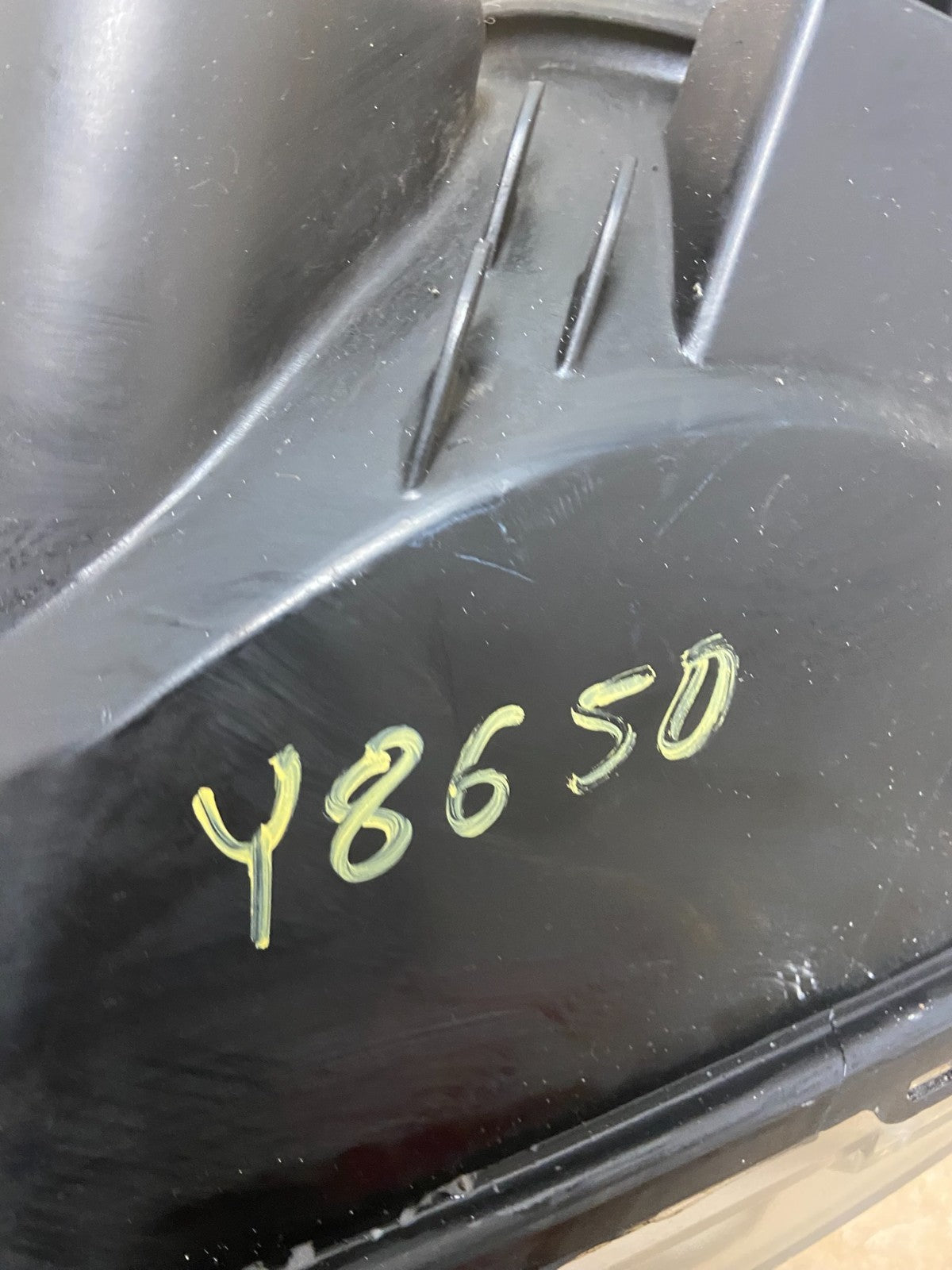 2008 2009 2010 2011 Ford Focus Right Passenger Rh Side Headlight Y8650 DW12