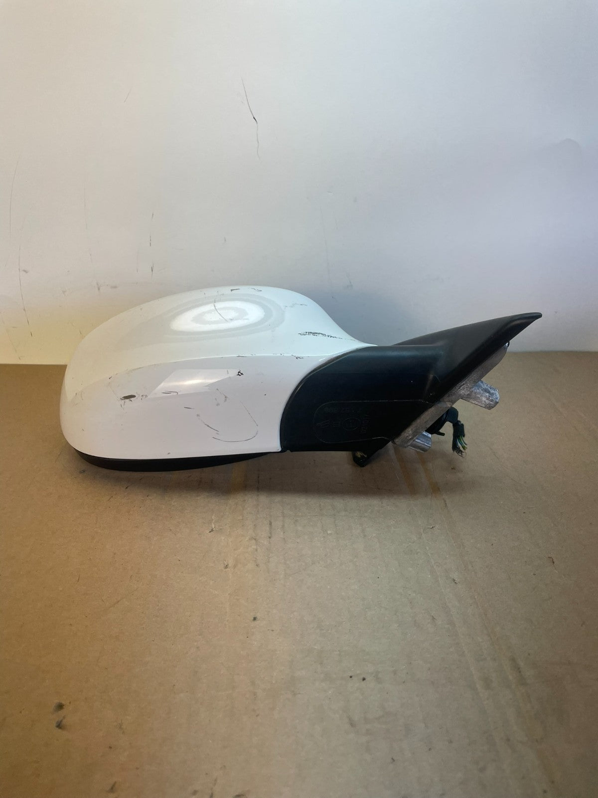 2009 to 2011 BMW 328i 335i Right Passenger Side View Door Mirror AG7820 DW3
