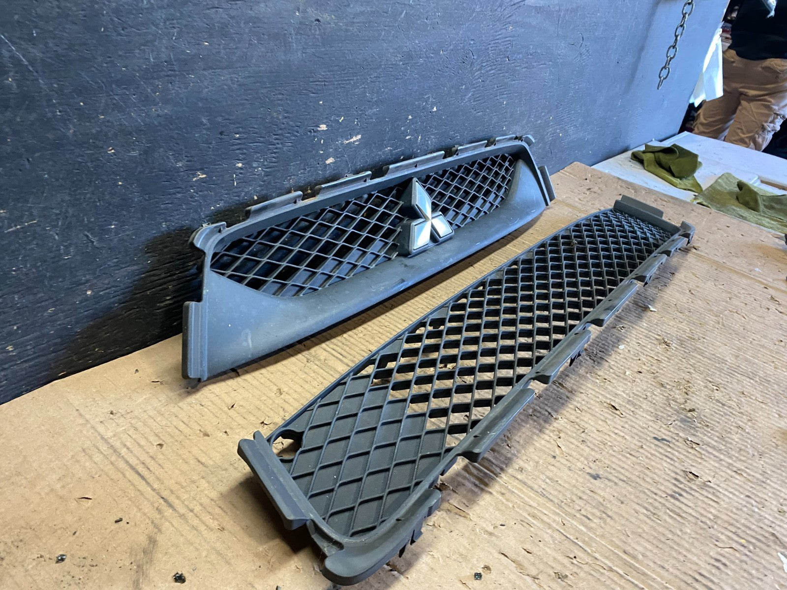 2010-2013 Mitsubishi Outlander Front Upper Lower Set Grille S9844 DG2