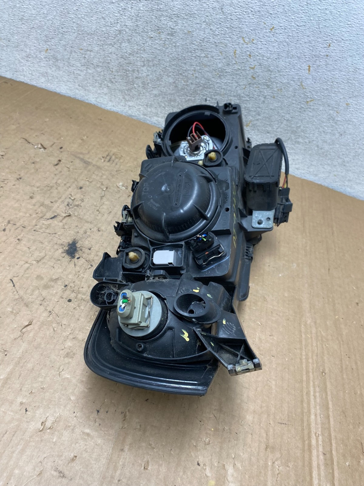 2004 2005 2006 Volvo S80 Left Driver LH Side Halogen Headlight AI9146 DW8