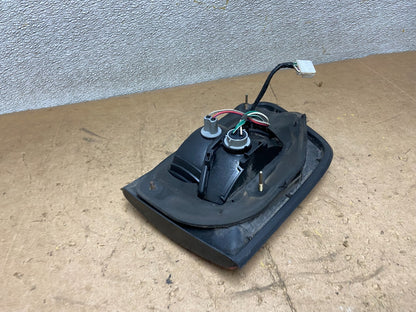 2001 2002 2003 Toyota Sienna Left Driver Lh Side Inner Tail Light OEM X8996 DW6