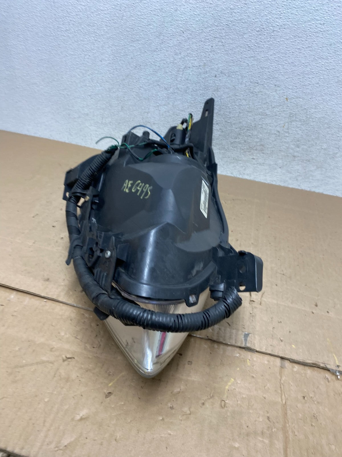 Sedan 2010 2011 2012 Nissan Altima Left Driver Side Headlight AE6495 DW7