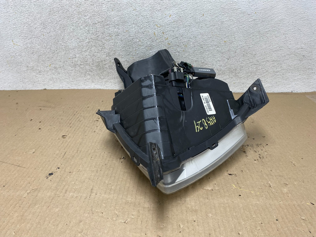 2007 to 2009 Suzuki XL-7 XL7 Right Passenger RH Side Headlight AH5829 DW8