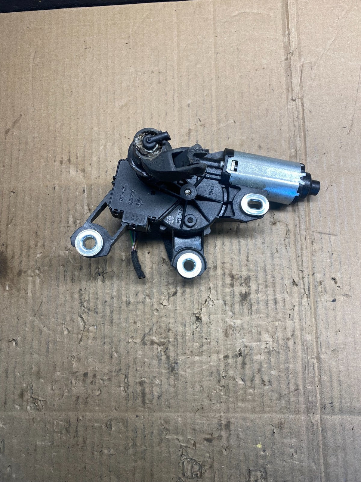 2007 to 2015 Audi Q7 Rear Windshield Washer Wiper Motor AA7462 DG0