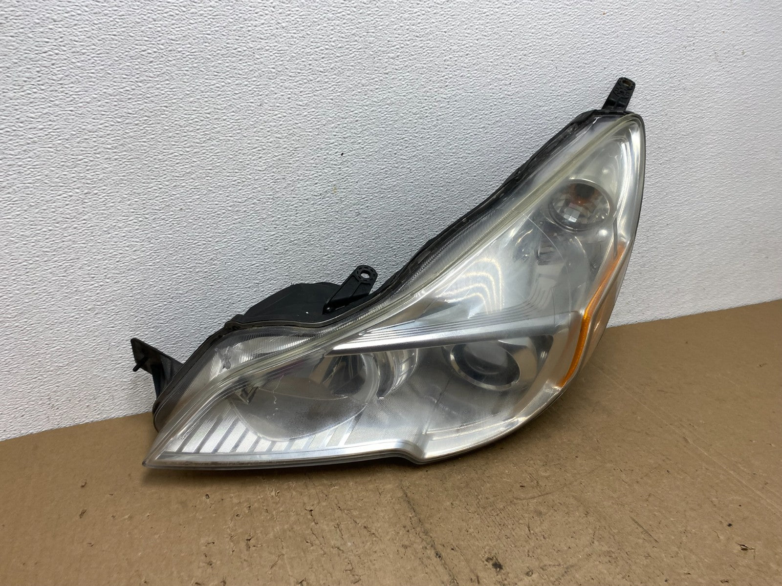 2013 2014 Subaru Legacy Outback Left Driver Halogen Headlight AC7251 DW2