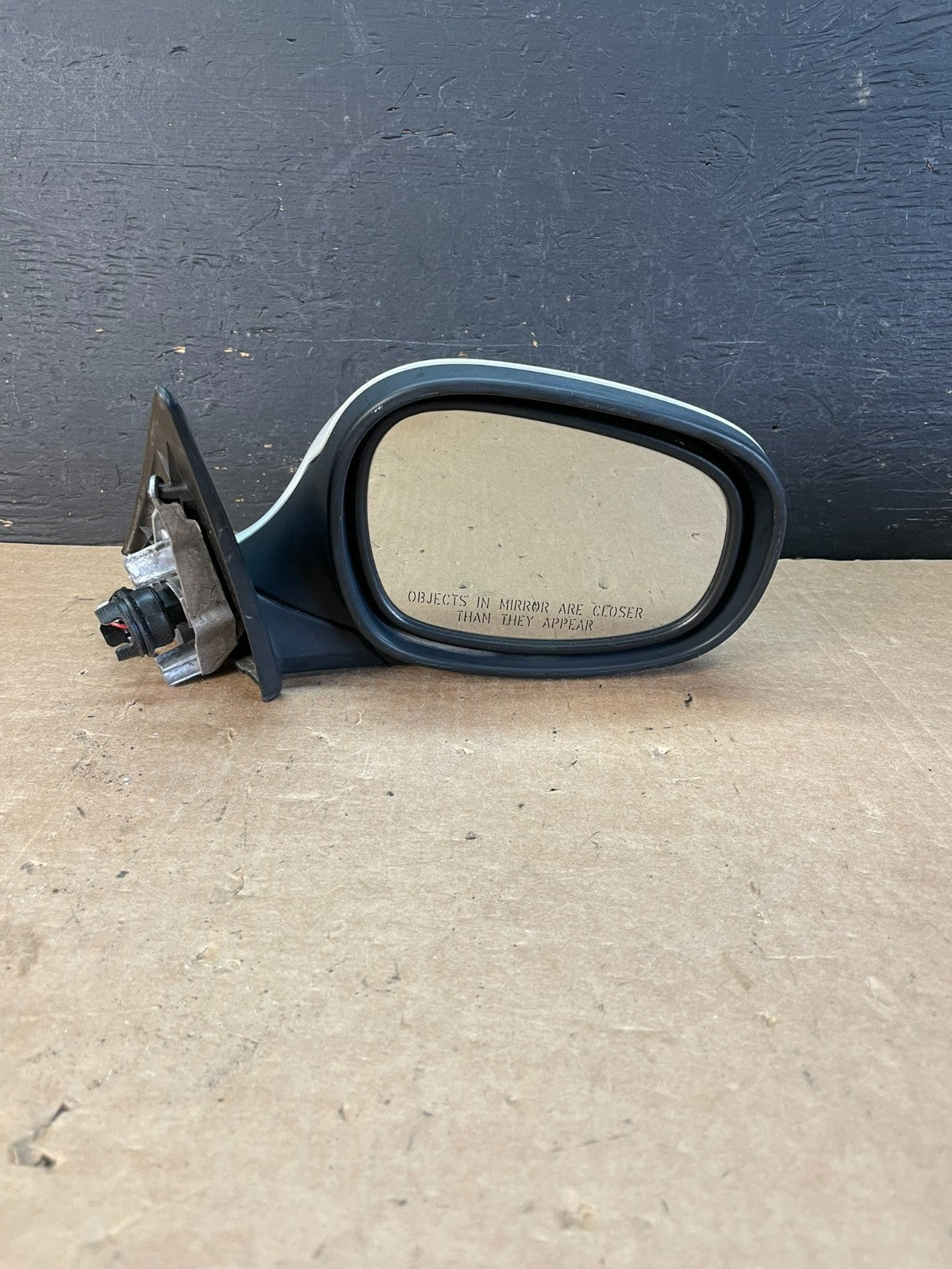 2009 to 2011 BMW 328i 335i Right Passenger Side View Door Mirror AE8555 DW7
