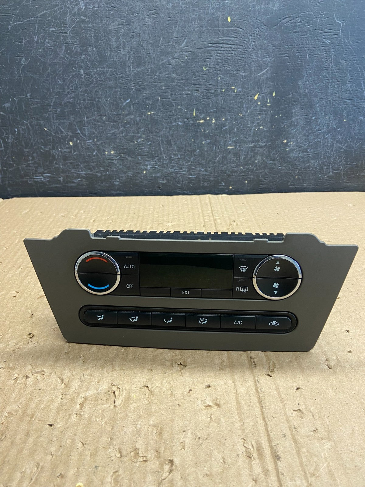 2006 to 2009 Ford Fusion Mercury Milan Climate Control A/C Control AF6370 DG0