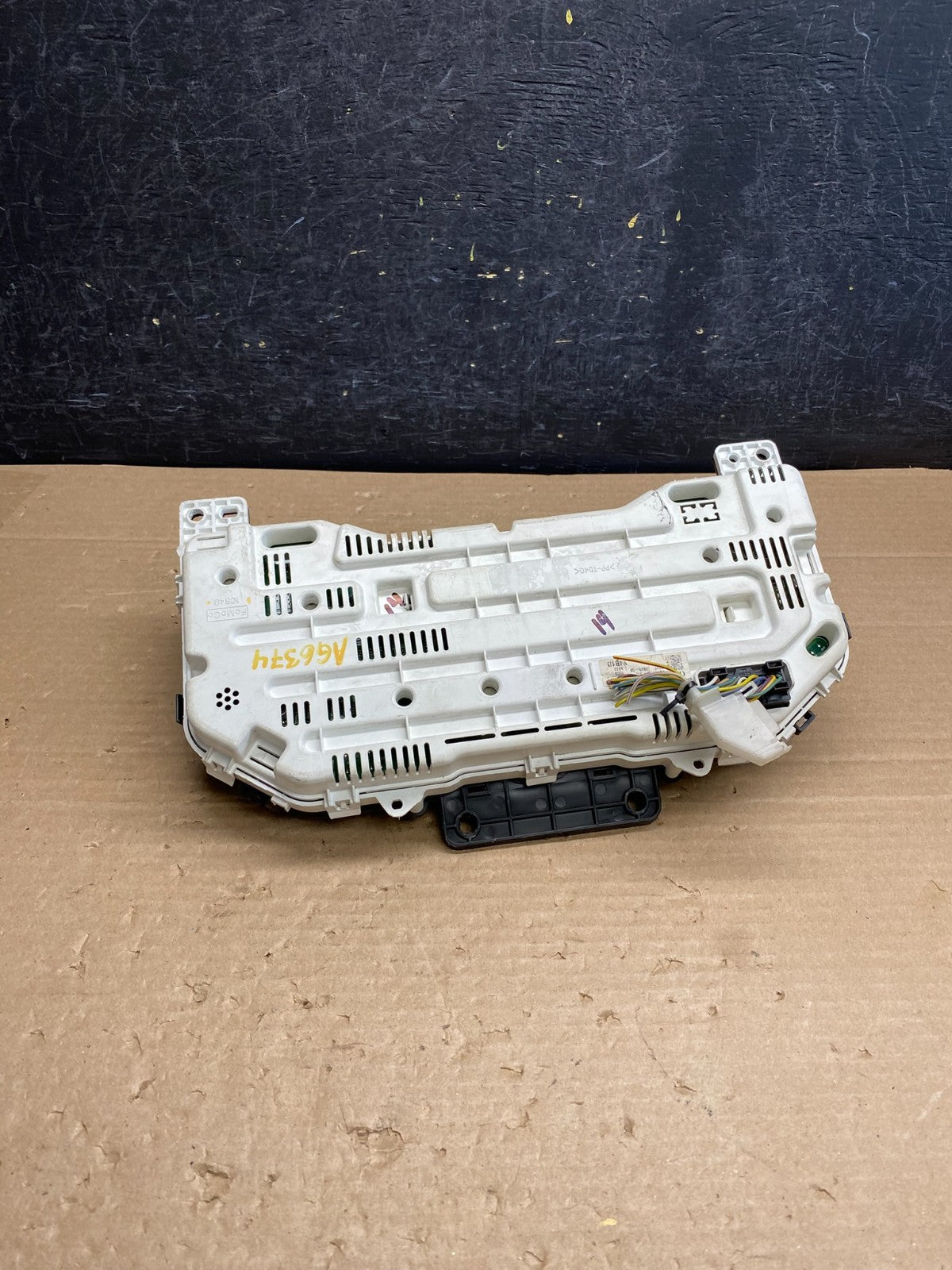 2011 to 2013 Ford E150 E250 E350 VAN Gauge Speedometer Cluster AG6374 DG5