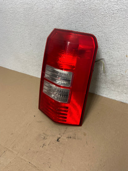 2008-2016 Jeep Patriot Right Passenger Rh Side Tail Light AF4380 LK1