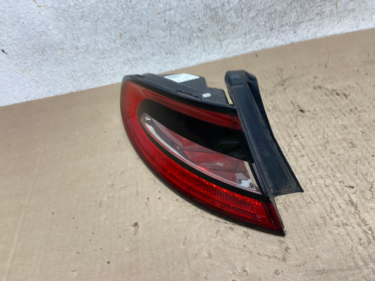 2013 to 2016 Dodge Dart Left Driver Lh Side Tail Light AI2540 LK1