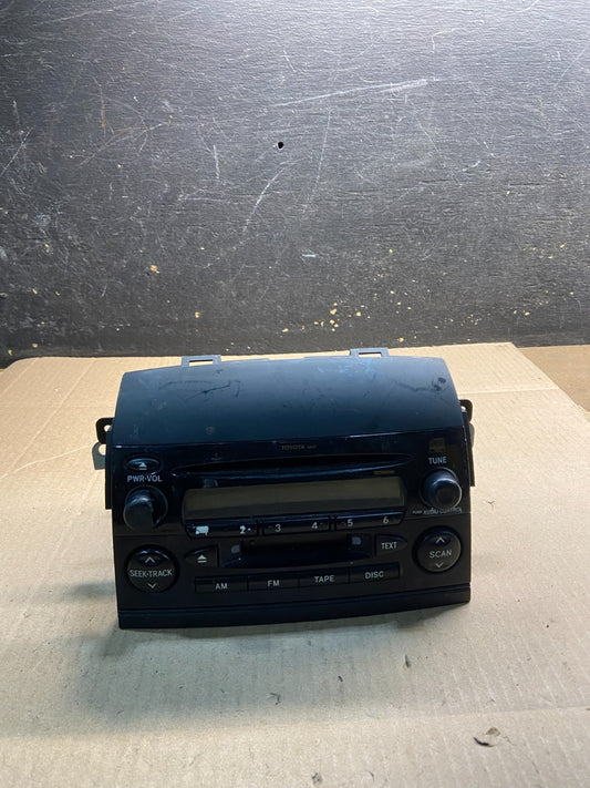 2004 to 2010 Toyota Sienna AM FM CD WMA Mp3 Radio Receiver Z0540 DG0