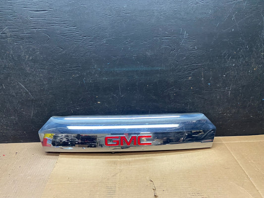 2011-2015 GMC Terrain Tailgate Chrome Finish Molding with Camera H7133 PS0