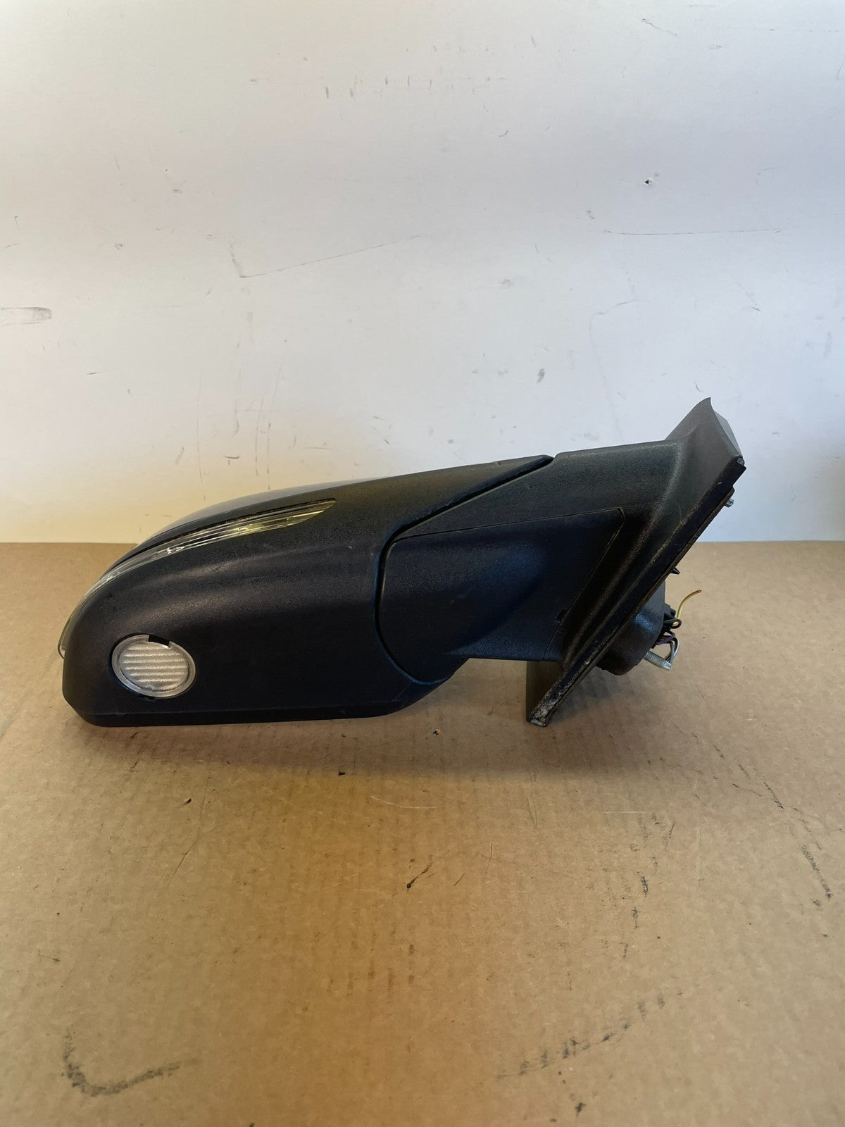 2011 to 2014 Ford Edge Right Passenger View Door Heated Mirror AG2734 MS3