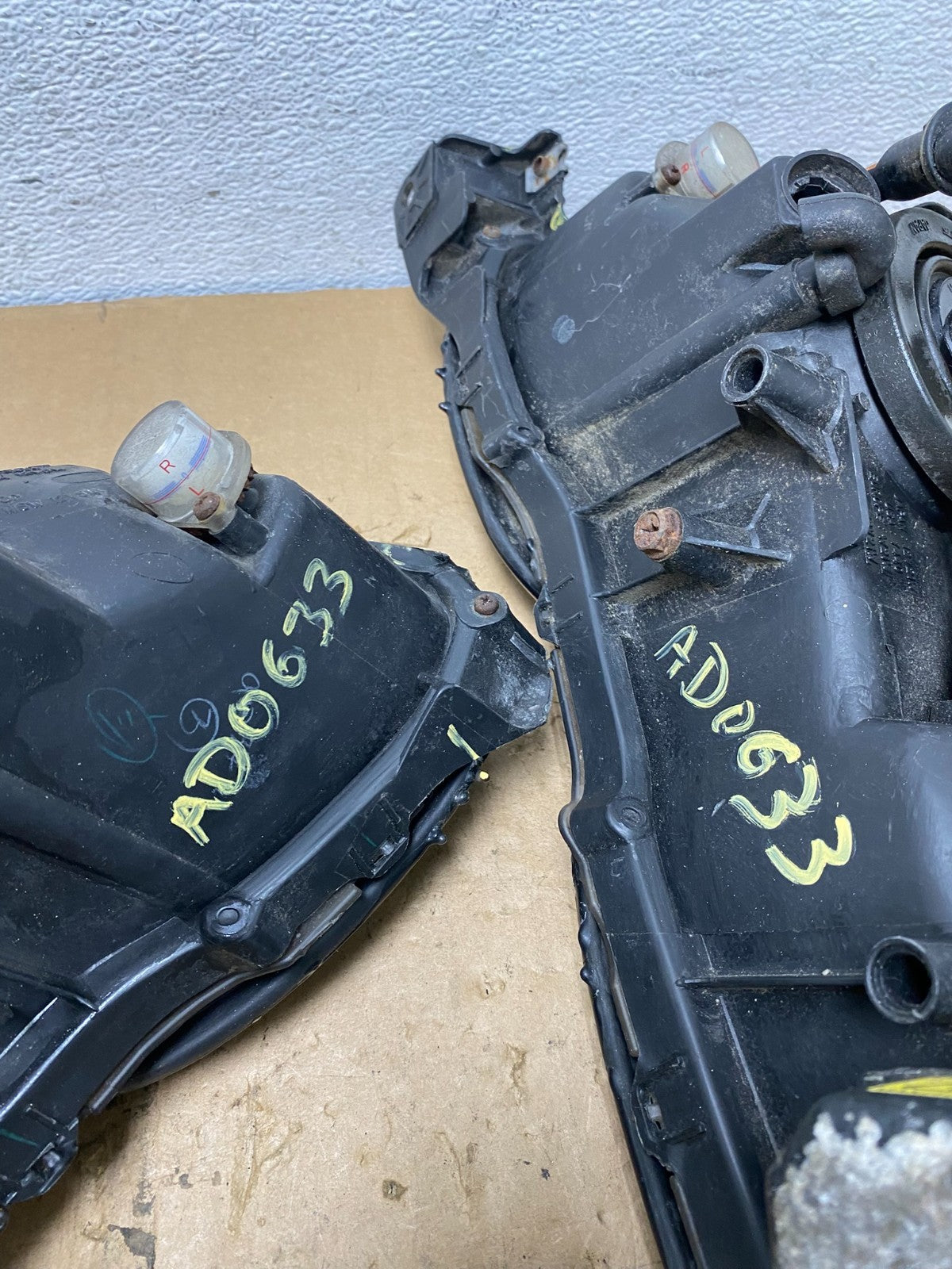 2001 to 2005 Lexus GS430 Gs300 Left+Right Headlights Xenon AD0633 DG15