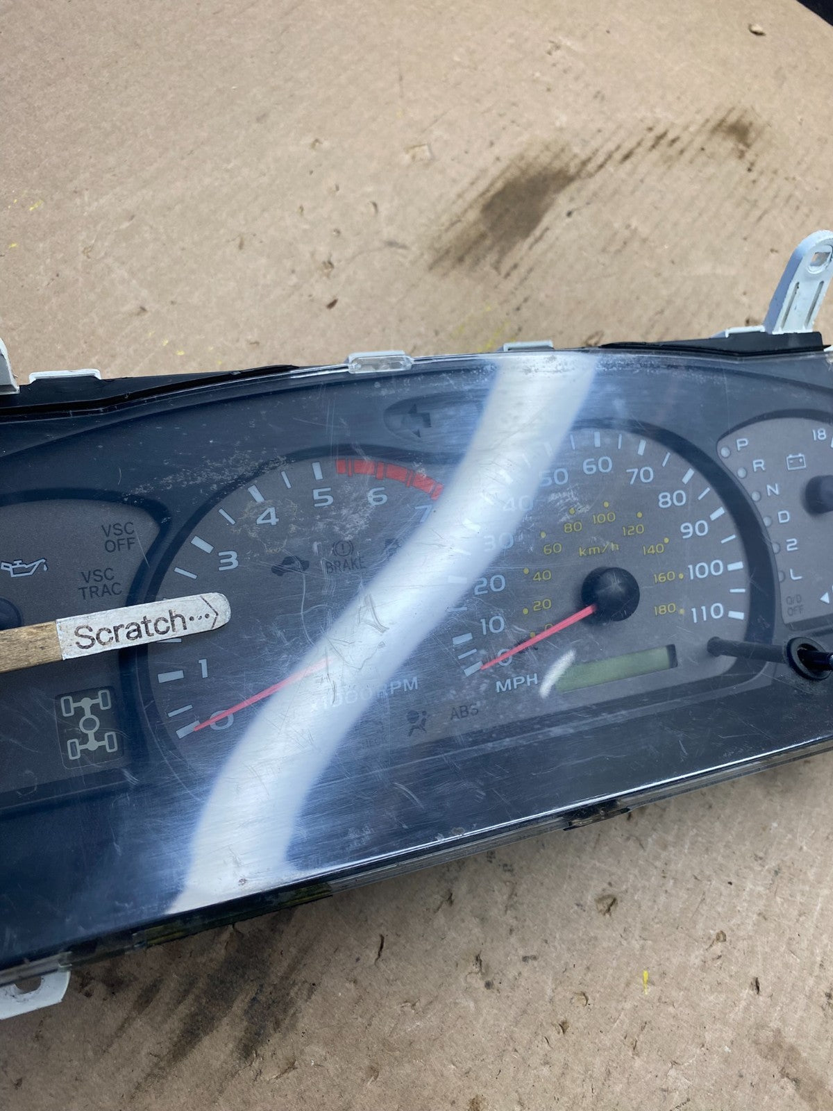 2001 to 2004 Toyota Sequoia Speedometer Insrument Gauge Cluster Q7336 DG1