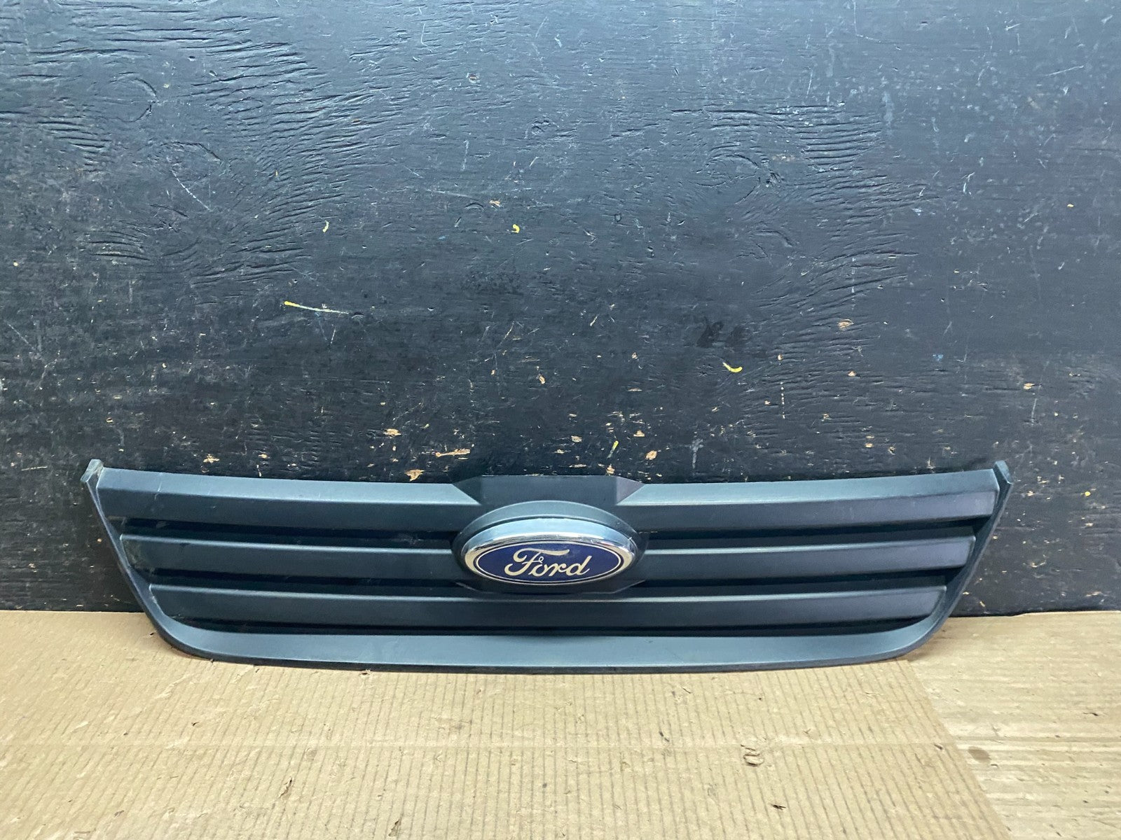 2010 to 2013 Ford Transit Conncet Front Upper Grill Grille OEM  W5848 DG0