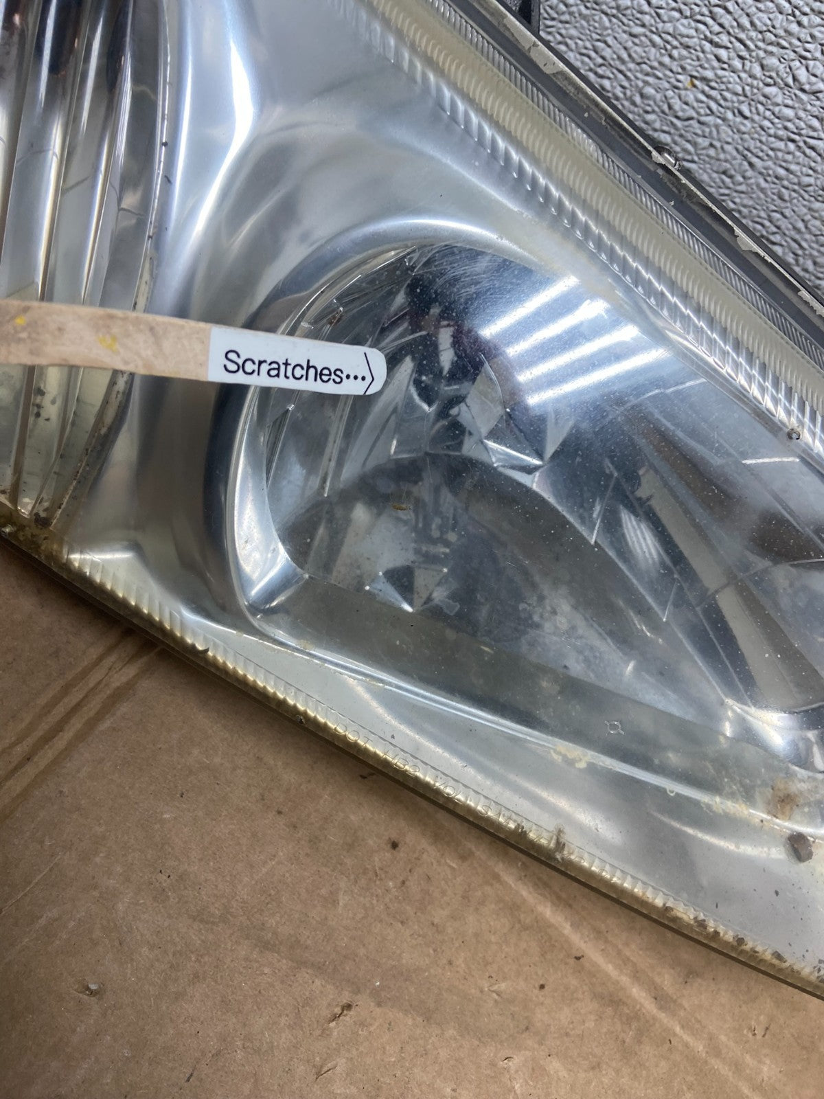 2000 to 2001 Nissan Maxima Left+Right Side Set Halogen Headlights Y5115 DW3