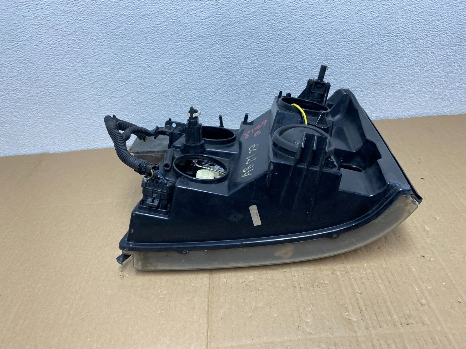 2002-2006 Cadillac Escalade Right Passenger Side Xenon HID Headlight Oem AB81277