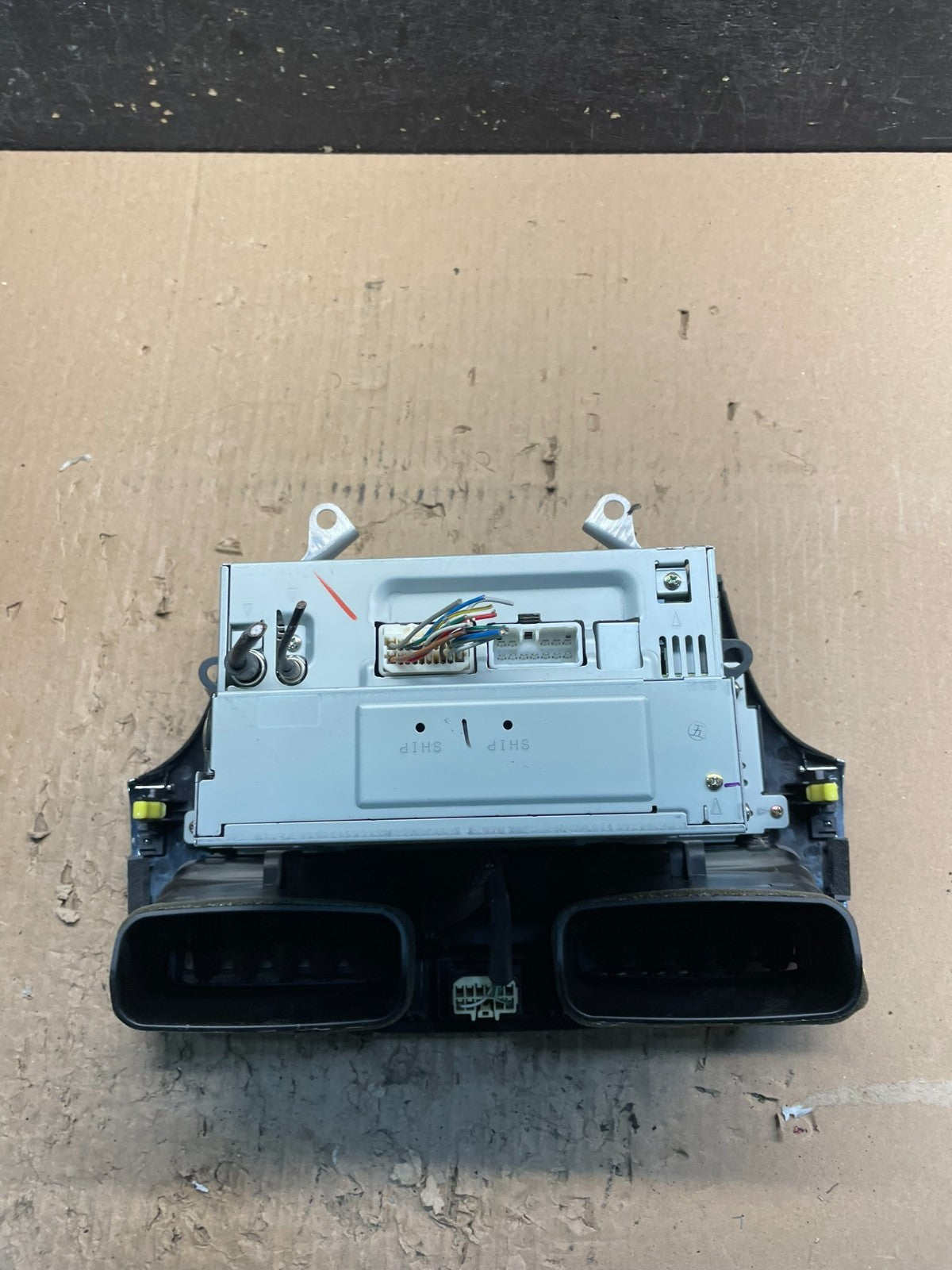 2002 2003 2004 Lexus ES330 Es300 Radio Receiver Tape CD Air Vent OEM  U1561 DG5