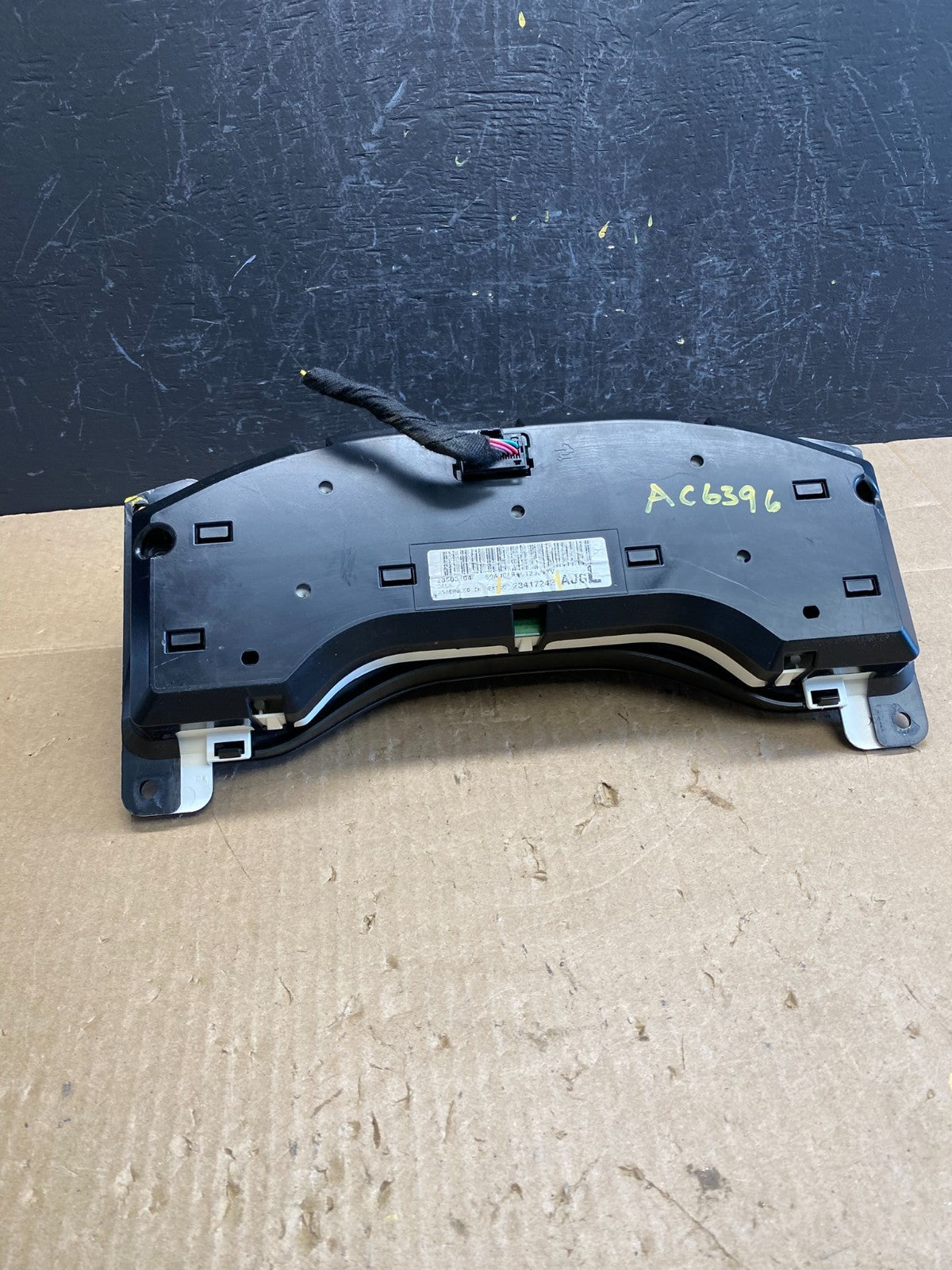 2013 to 2017 Chevrolet Express Speedometer Cluster Gauge AC6396 DG5
